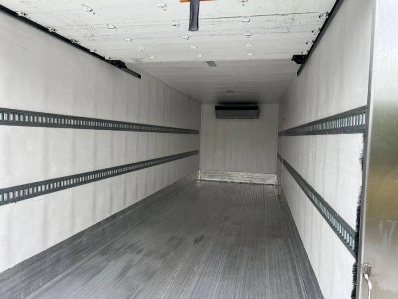 2020 Freightliner M2 106