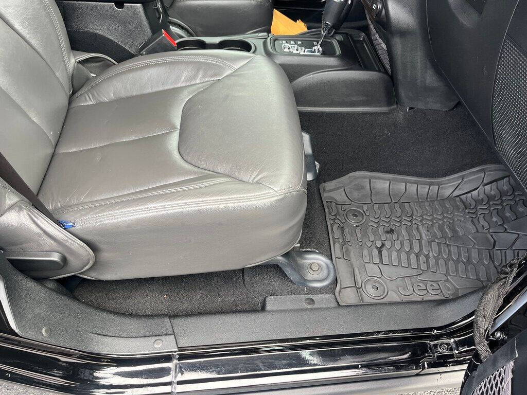 2016 Jeep Wrangler Unlimited 75