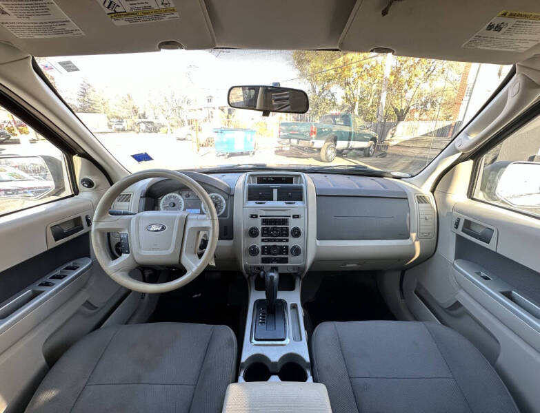 2009 Ford Escape XLT