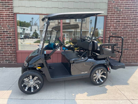 2023 E-Z-GO VALOR E4 for sale at ADELL AUTO CENTER in Waldo WI