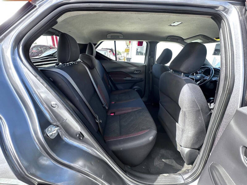 2018 Nissan Kicks SR