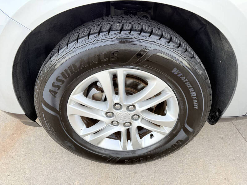 2020 Buick Enclave Essence