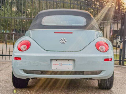 2010 Volkswagen New Beetle Convertible Final Edition PZEV
