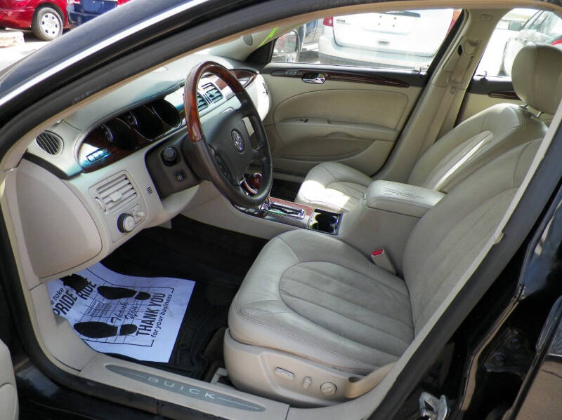 2011 Buick Lucerne Super