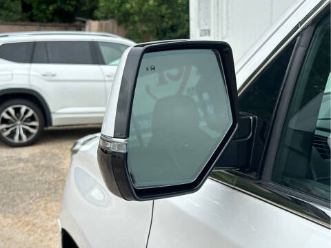 2020 Cadillac Escalade Luxury