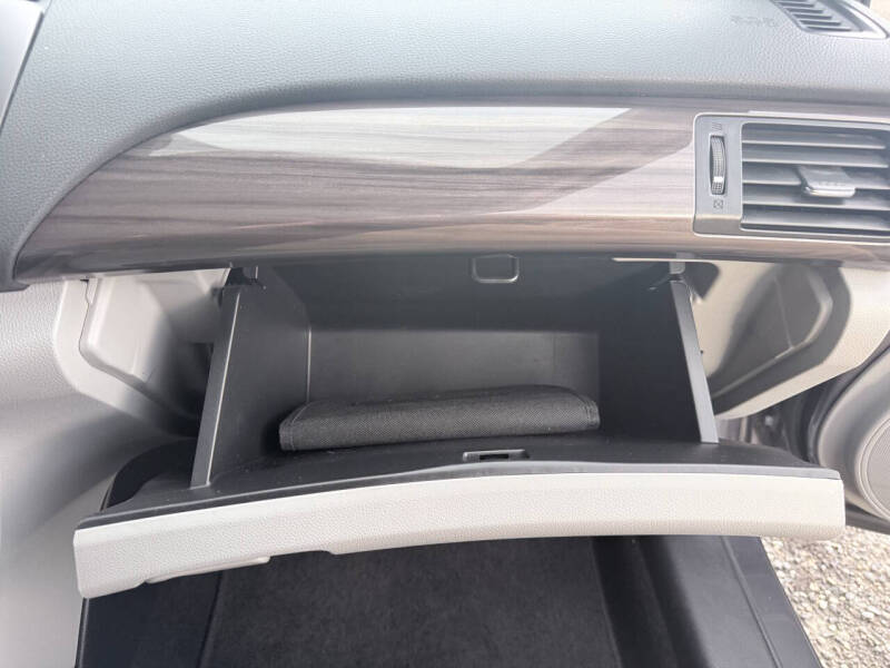 2017 Honda Accord EX-L w/Navi w/Honda Sensing