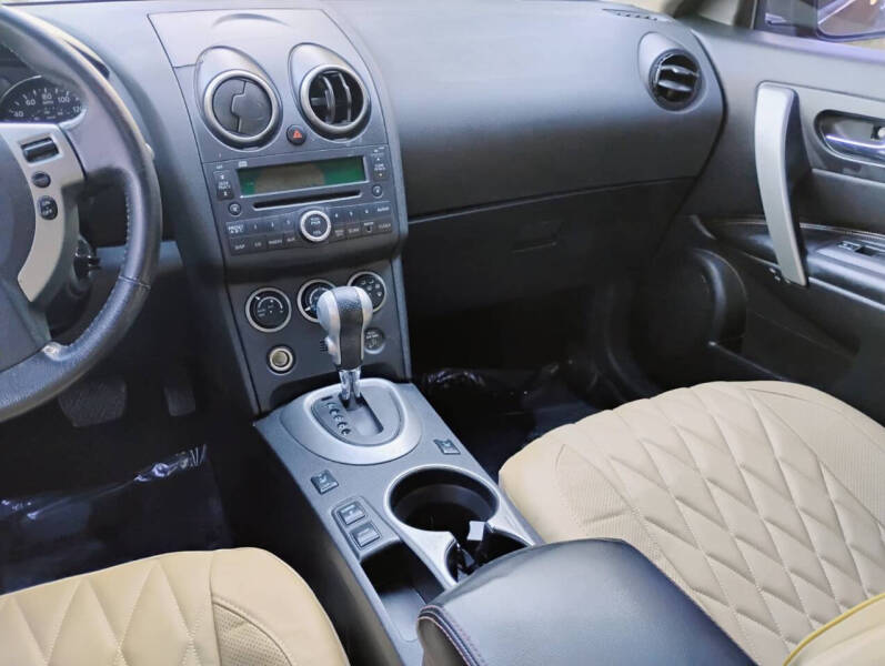 2013 Nissan Rogue SV w/SL Package