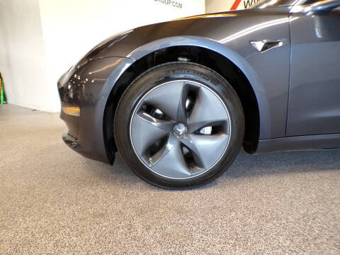 2020 Tesla Model 3 Long Range