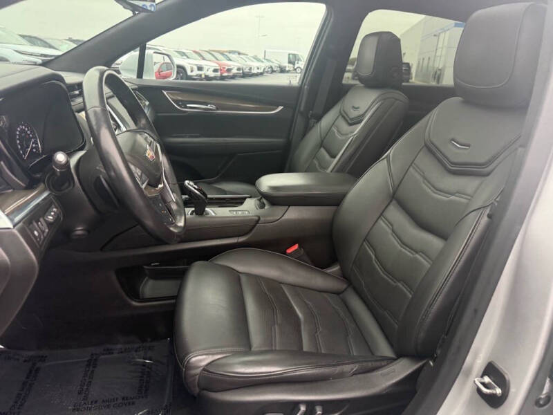 2019 Cadillac XT5 Platinum