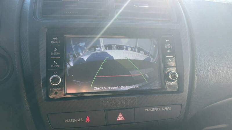 2023 Mitsubishi Outlander Sport ES