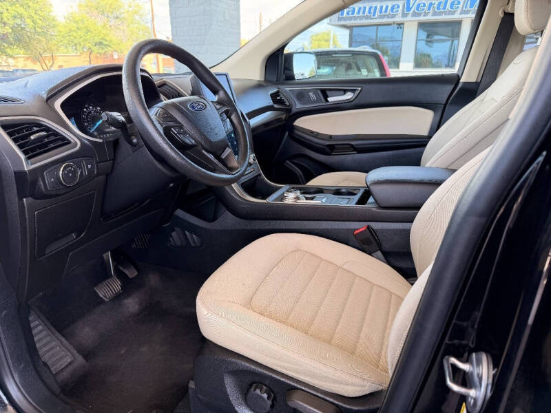 2021 Ford Edge SE