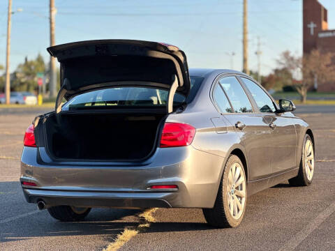 2018 BMW 3 Series 320i xDrive