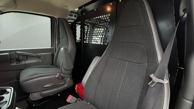 2024 GMC Savana 2500
