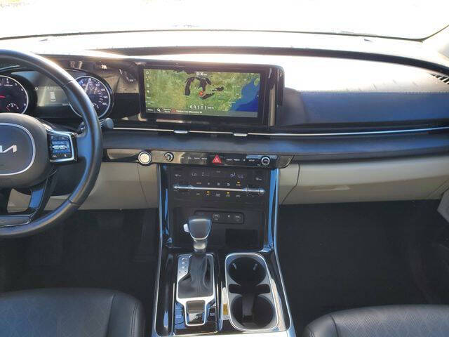 2023 Kia Carnival EX