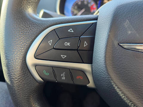 2015 Chrysler 200 LX