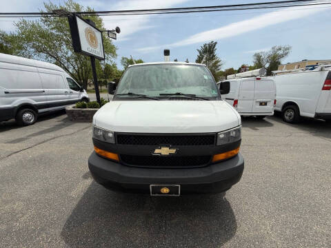 2019 Chevrolet Express 2500