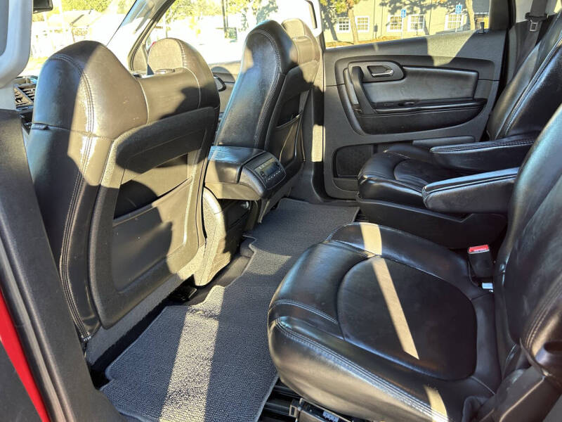 2012 Chevrolet Traverse LT