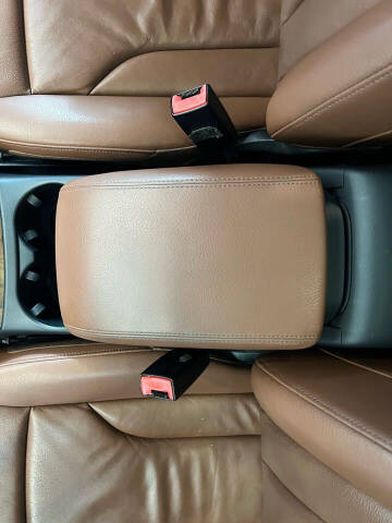 2011 Audi Q5 3.2 quattro Premium Plus