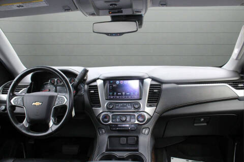 2017 Chevrolet Suburban LT