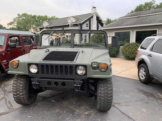 2009 AMERICAN GENERAL HUM VEE for sale at Chuckie Bizzarro's Fleetwing Auto in Erie, PA