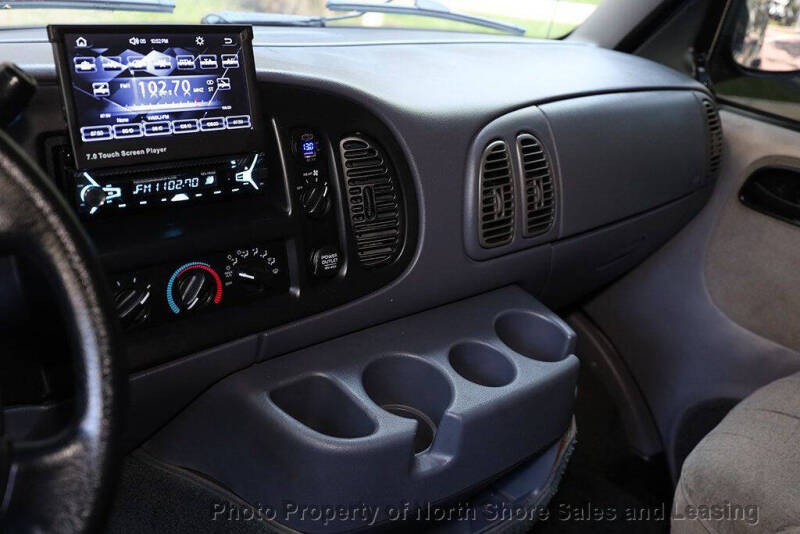 1998 Dodge Ram Van 1500