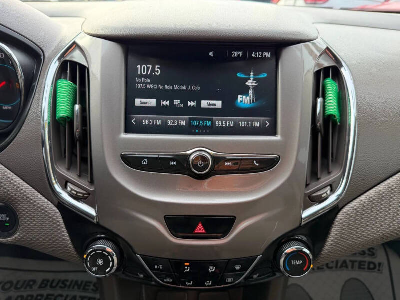 2017 Chevrolet Cruze LT Auto