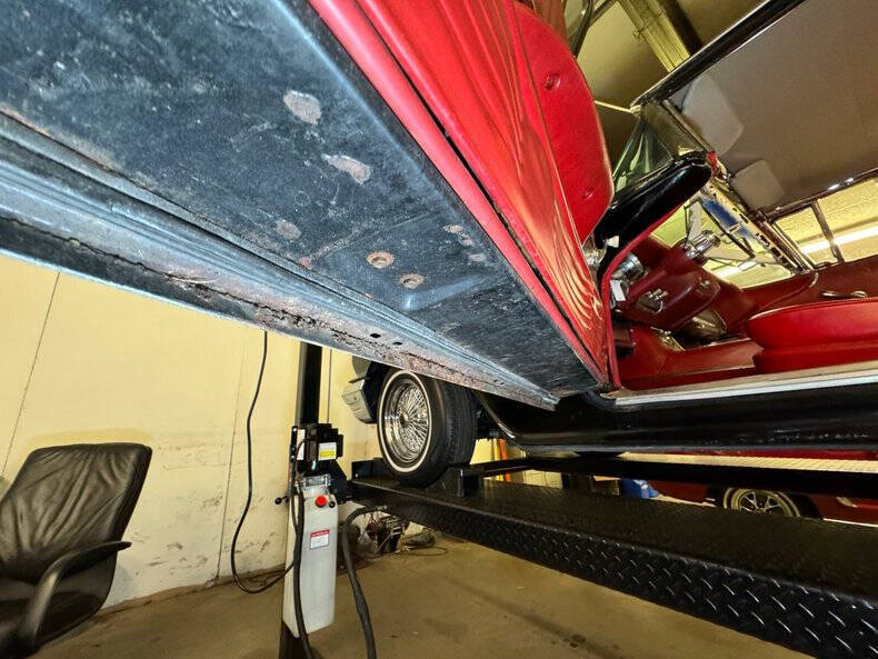 1960 Ford Thunderbird