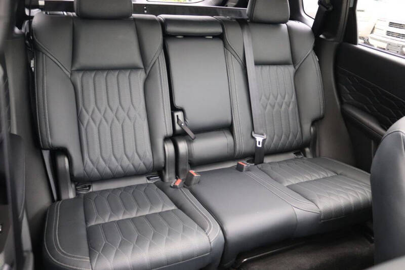 2025 Mitsubishi Outlander SEL