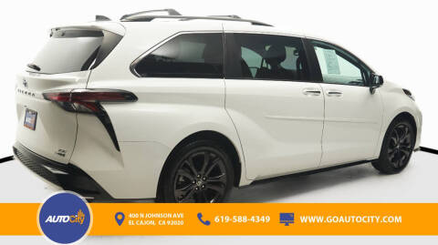 2023 Toyota Sienna XSE 7-Passenger