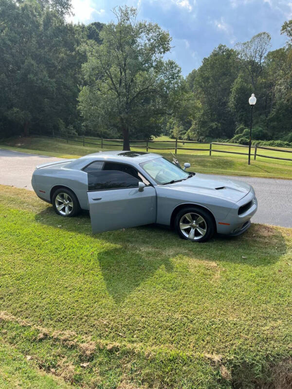 2021 Dodge Challenger SXT