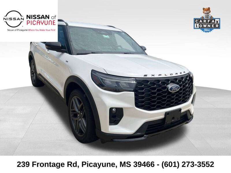 2025 Ford Explorer ST-Line