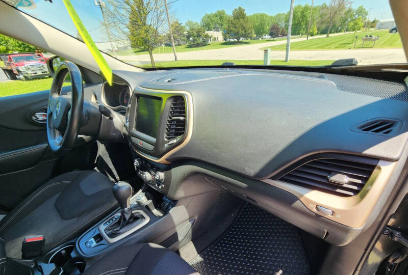 2015 Jeep Cherokee Altitude