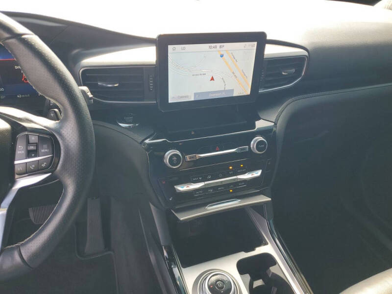 2022 Ford Explorer ST
