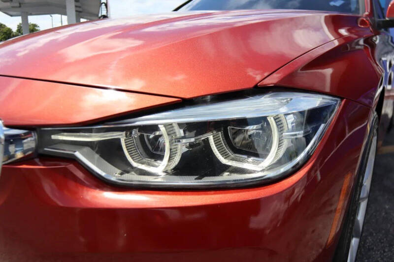 2018 BMW 3 Series 320i