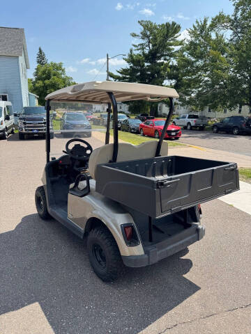 2020 E-Z-GO RXV ELiTE