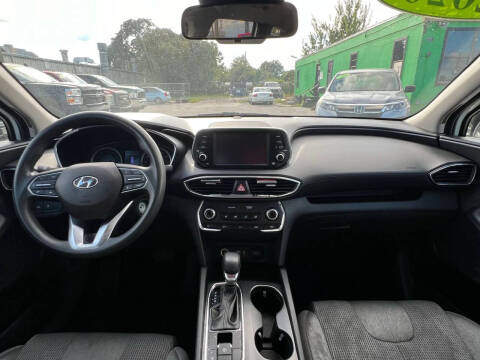 2020 Hyundai Santa Fe SE