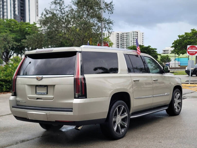 2016 Cadillac Escalade ESV Luxury Collection
