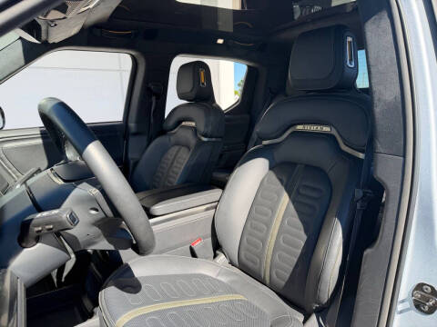 2023 Rivian R1T