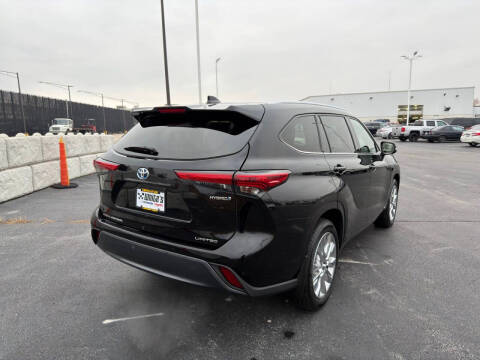 2022 Toyota Highlander Hybrid Limited
