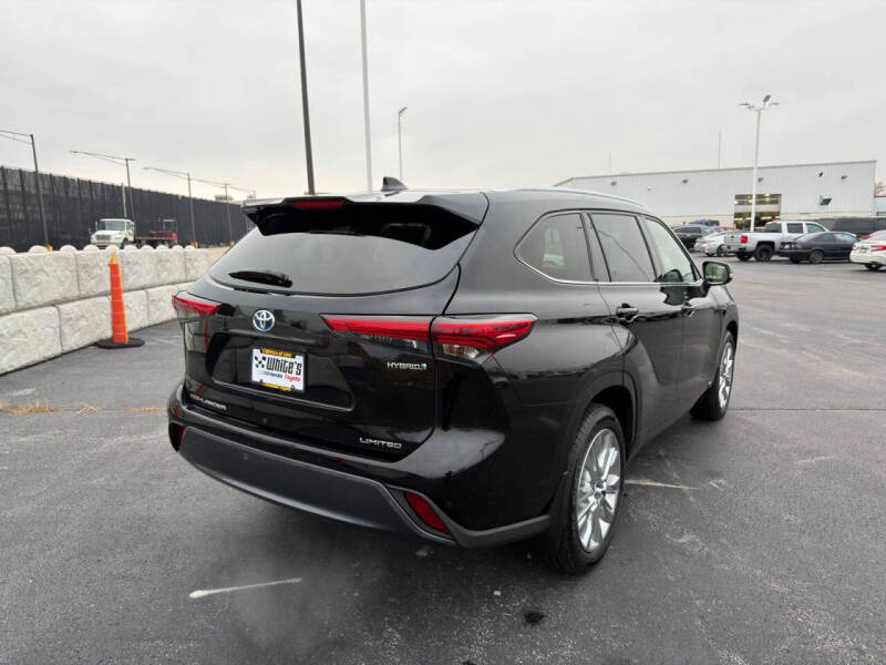 2022 Toyota Highlander Hybrid Limited