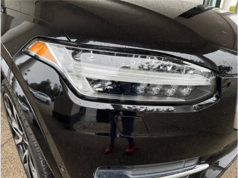 2019 Volvo XC90 T6 Momentum