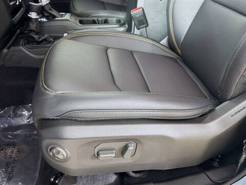 2025 Jeep Gladiator High Tide