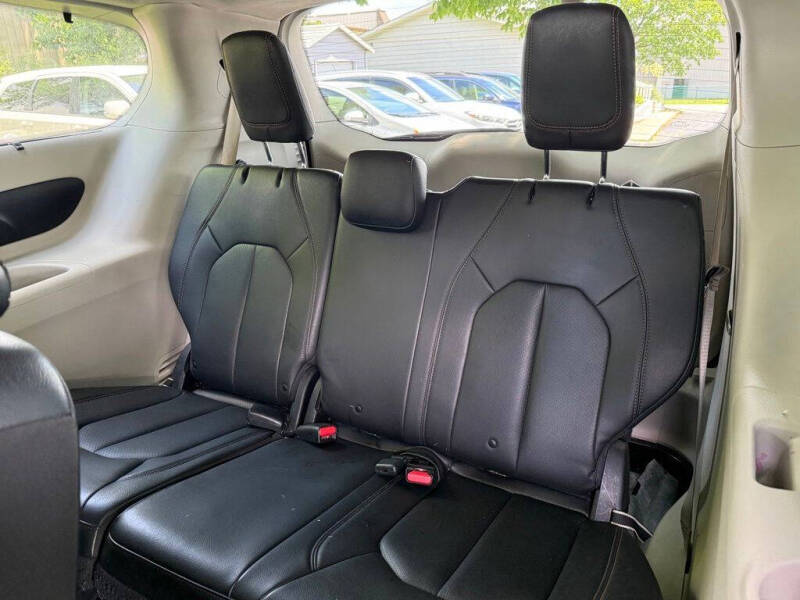 2018 Chrysler Pacifica Touring L