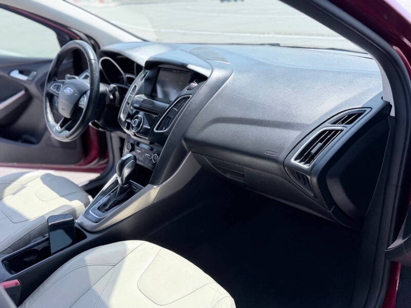 2015 Ford Focus Titanium