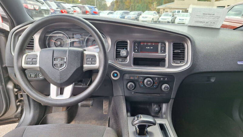 2012 Dodge Charger SE