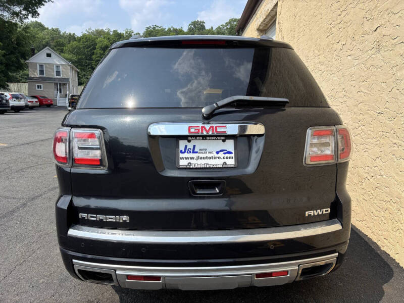 2013 GMC Acadia Denali