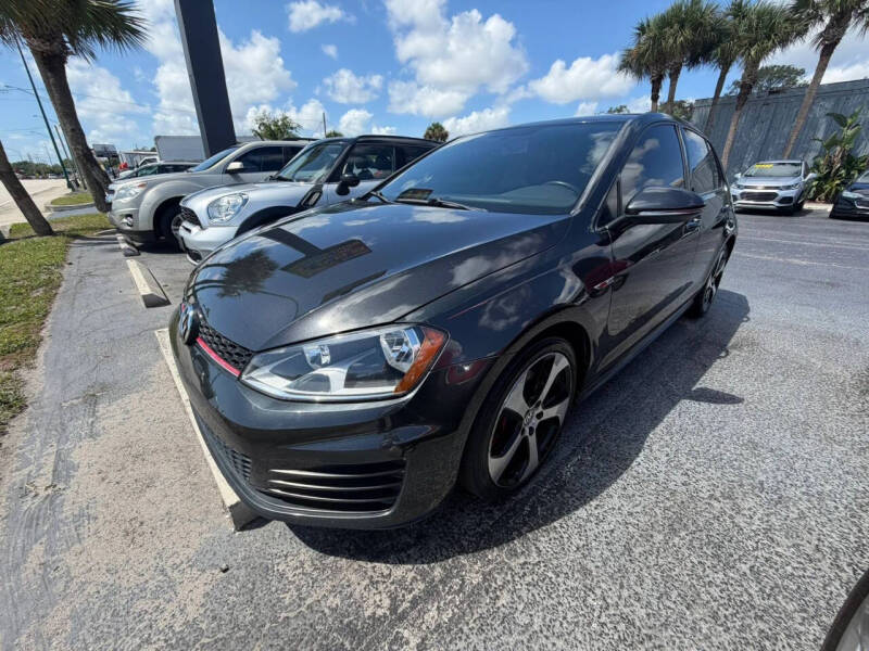 2017 Volkswagen Golf GTI S