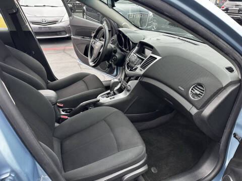 2011 Chevrolet Cruze LT Fleet