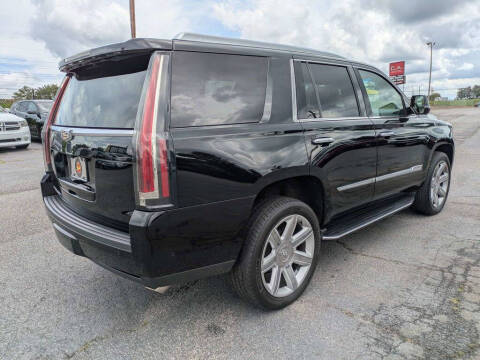 2019 Cadillac Escalade Luxury