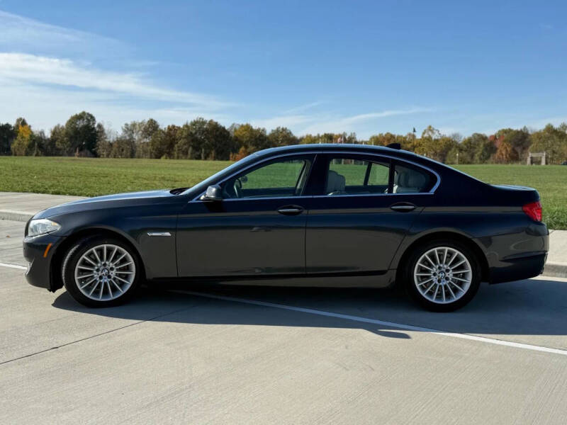 2012 BMW 5 Series 535i